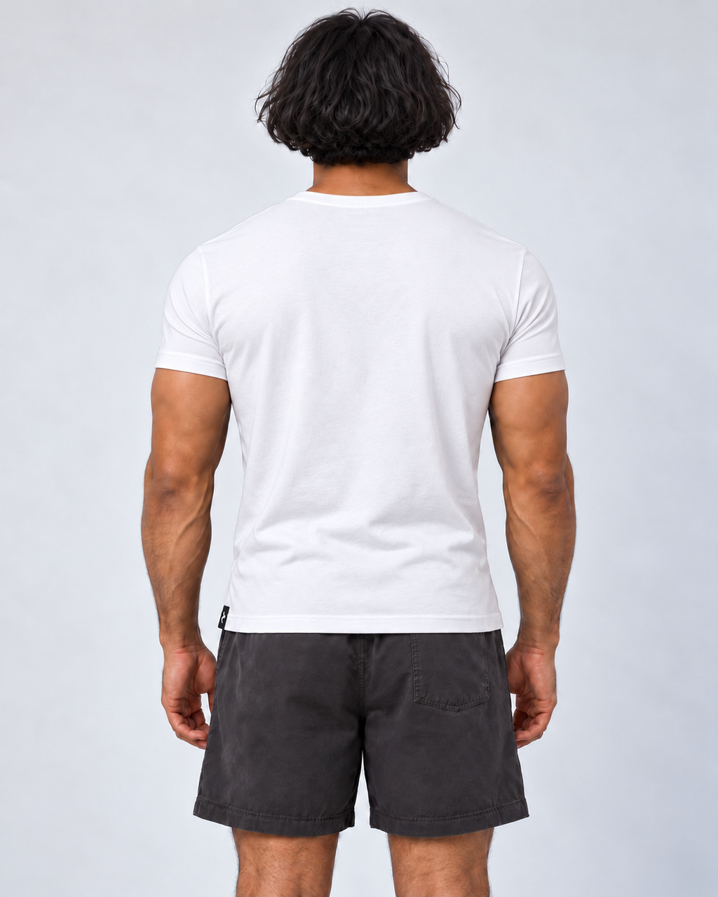 Essential Fitted T-Shirt
