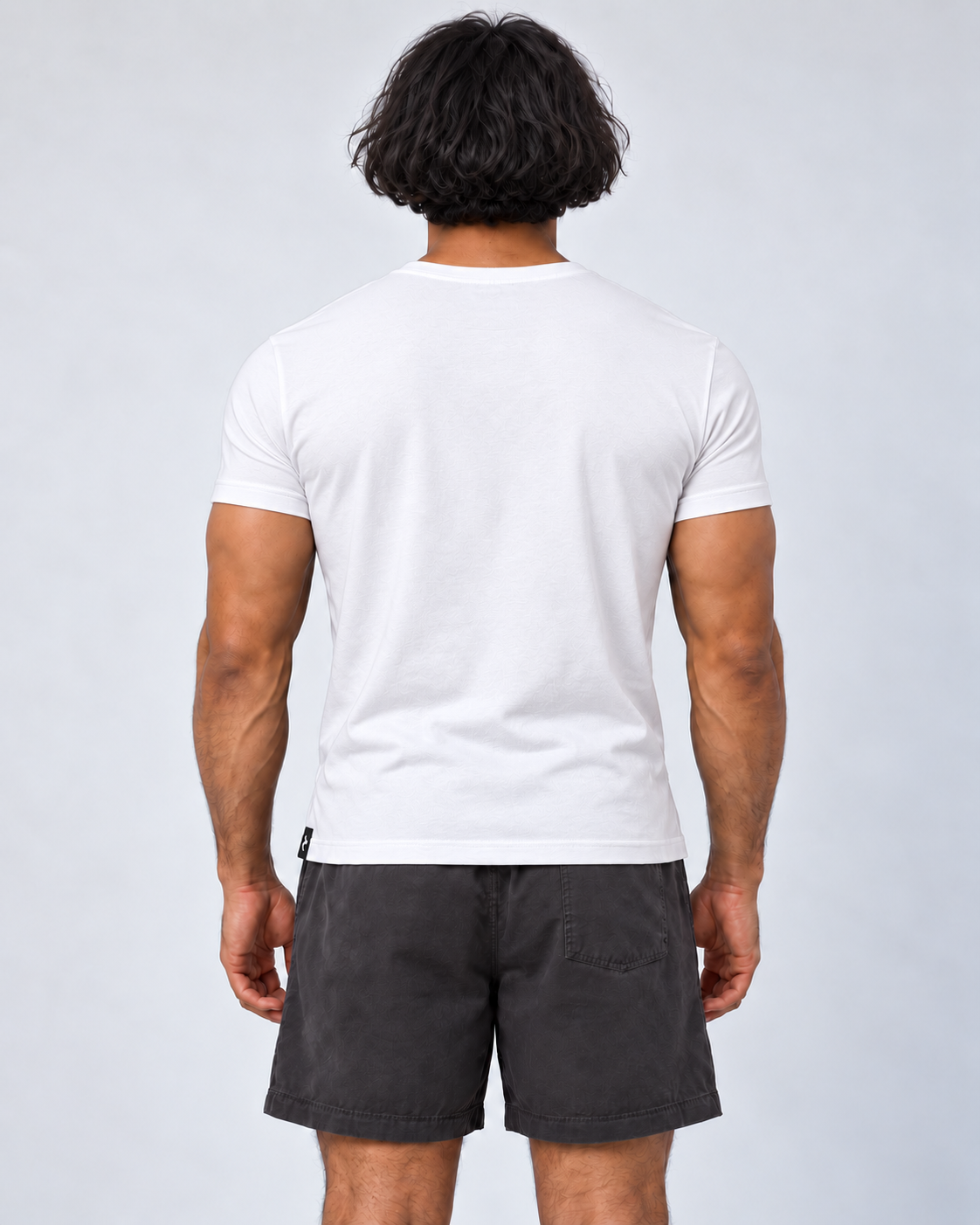 Essential Fitted T-Shirt